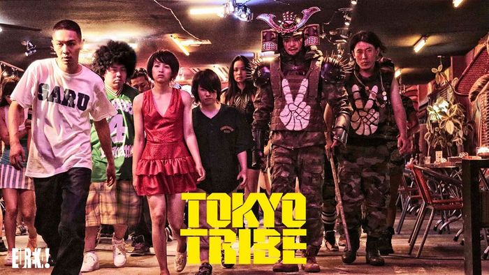 Tokyo Tribe là bộ phim hành động đặc sắc của Nhật Bản, với sự kết hợp giữa âm nhạc và hành động mãn nhãn