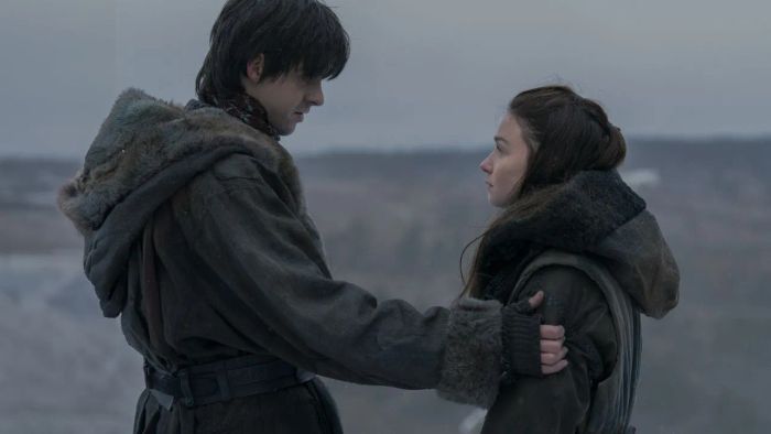 Jessica Barden và Earl Cave trong Dune: Dự Báo (2024)