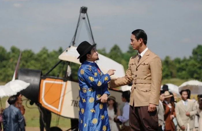 Mối quan hệ giữa Ba Hơn và ông Lịnh, dù có những khoảnh khắc vui vẻ và đau buồn, nhưng vẫn thiếu chiều sâu cảm xúc để tạo nên sự thấu hiểu thật sự.