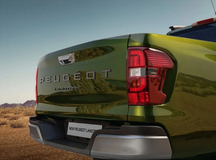 2025-Peugeot-Landtrek-ra-mắt-11.jpg
