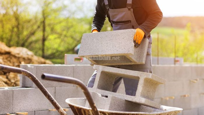 Vào năm 2025, những người tuổi Tân Mùi 1991 không nên tiến hành xây nhà.