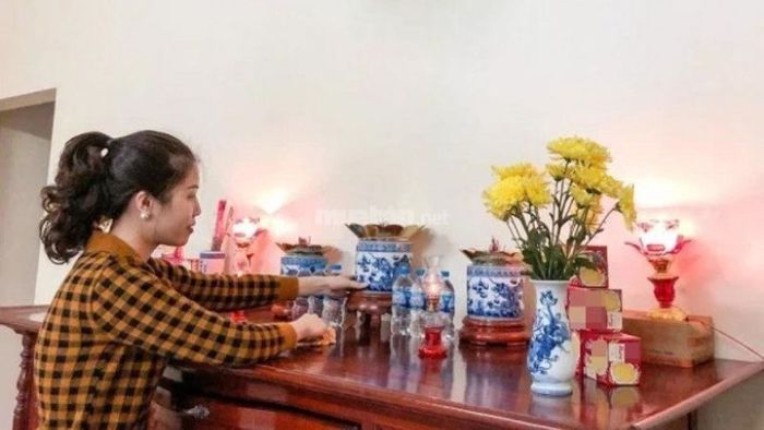 Không được di chuyển bát hương, bài vị