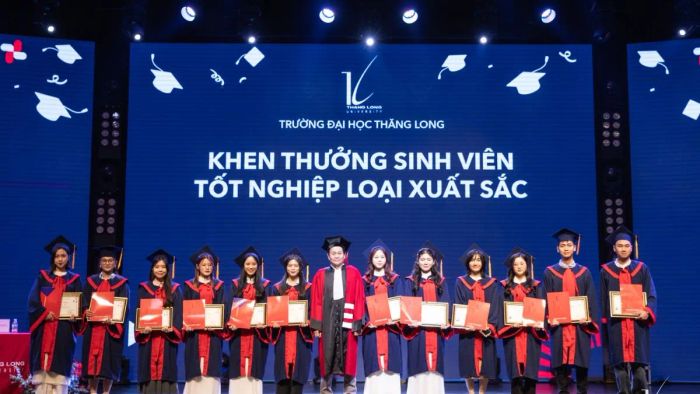 Trường Đại học Thăng Long cung cấp nhiều chương trình hỗ trợ sinh viên để giúp các em vượt qua khó khăn trong quá trình học tập.