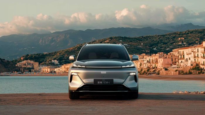 Geely SUV Galaxy Starship 7: SUV hybrid mới với giá cạnh tranh