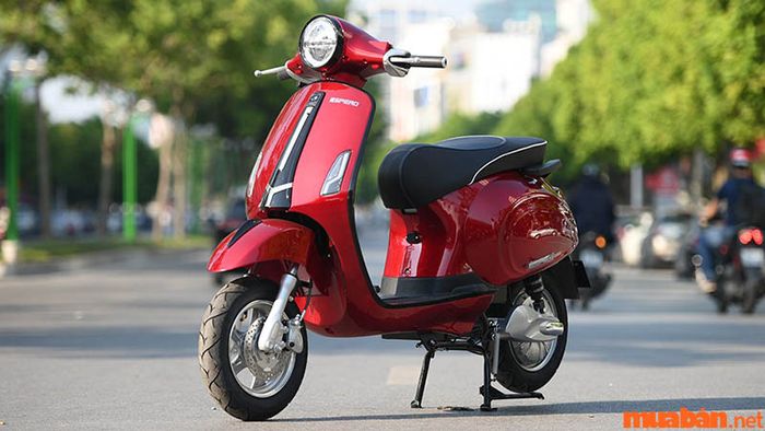 Vẻ ngoài sang trọng của xe máy điện Vespa Espero 2023