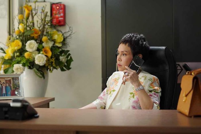 Việt Hương có một màn trình diễn đầy lôi cuốn và hấp dẫn