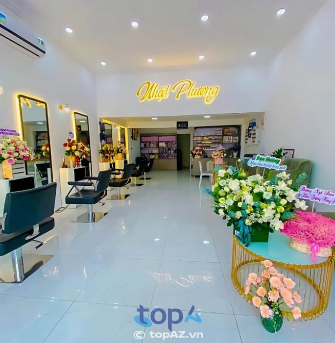 Salon Nhật Phương tọa lạc tại TP. Tam Kỳ.