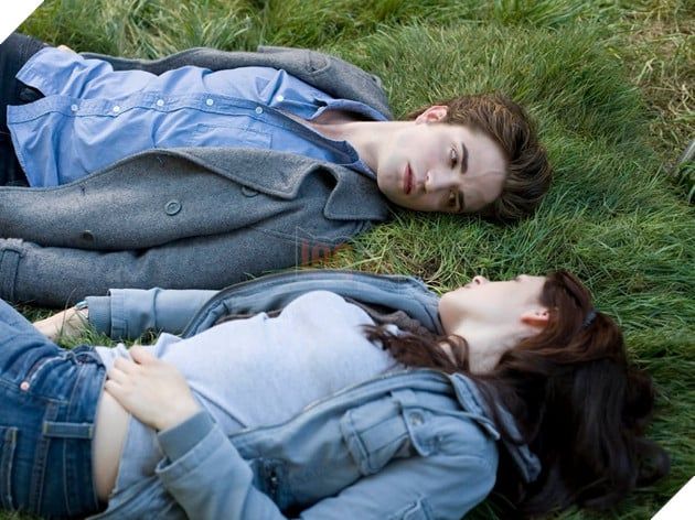 Robert Pattinson Kể Lại Câu Chuyện Vui Sau Khi Loạt Phim Chạng Vạng Kết Thúc 2