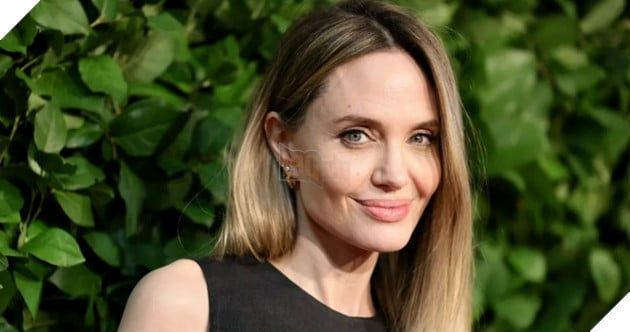 Angelina Jolie Không Mong Muốn Phim Tiểu Sử Về Cuộc Đời Mình