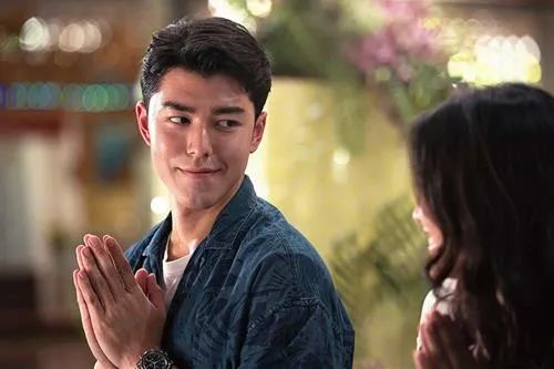 Duy trì giao tiếp qua ánh mắt
