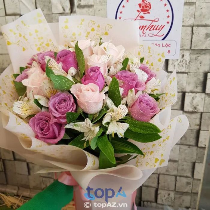 Shop Hoa Tâm Huy Bảo Lộc chuyên cung cấp hoa tươi và dịch vụ điện hoa tại Bảo Lộc.