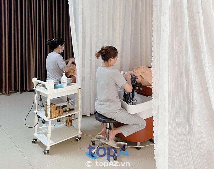Thúy Spa chuyên cung cấp dịch vụ gội đầu dưỡng sinh tại Hà Tiên, mang lại sự thư giãn tuyệt vời cho khách hàng.