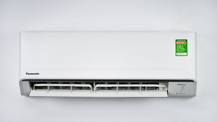 gia-dieu-hoa-panasonic-9000-1-chieu-inverter-16