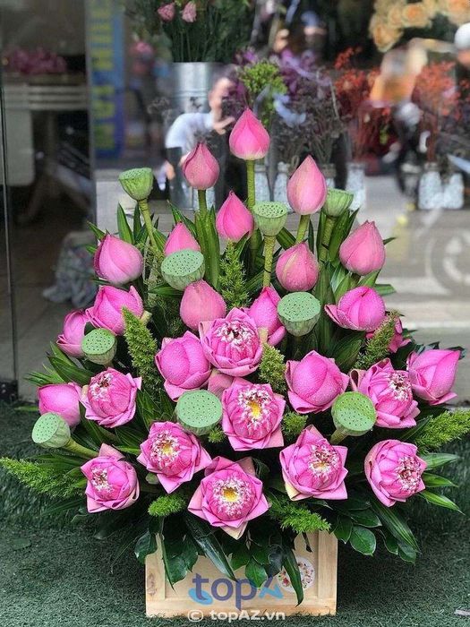 Hạnh Flowers Fresh Flower Shop, Kon Tum