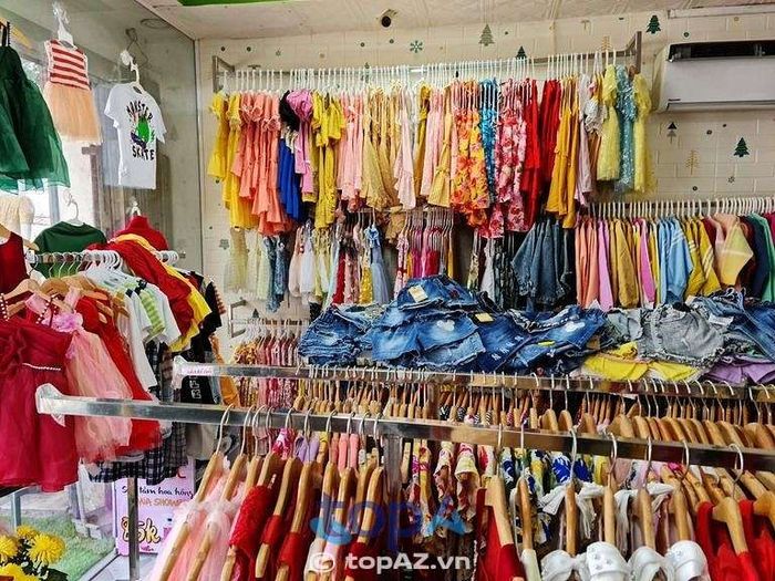 Shop thời trang trẻ em Phương Nhi tại TP Dĩ An