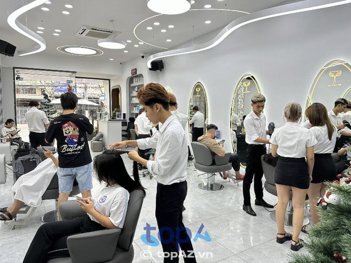 Tiệm Tóc Tuấn Thanh TP Châu Đốc – Địa chỉ tin cậy cho mái tóc đẹp