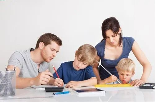 đặc điểm nổi bật của các bậc phụ huynh nuôi dạy con thành công