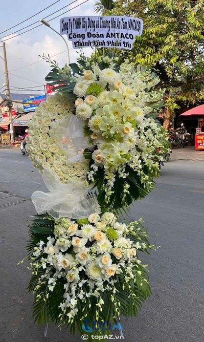 Nơi cung cấp hoa viếng đám tang uy tín tại TP. Hà Tiên