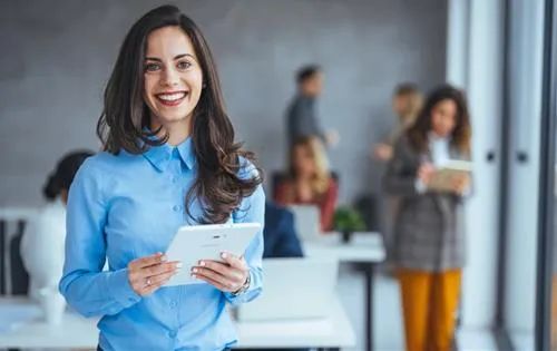 Có nhiều biến động trong sự nghiệp