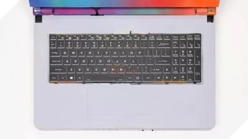 Trung Quốc ra mắt phiên bản mod laptop PlayStation 5 có thể di động