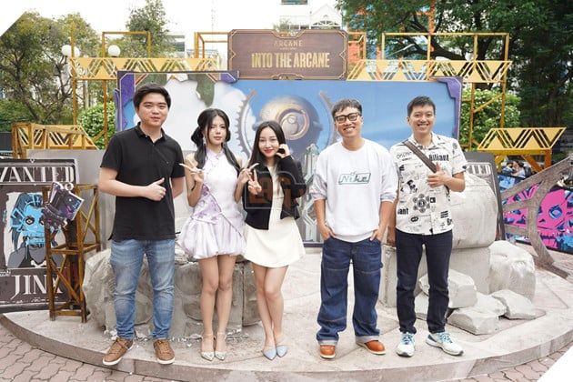 Hơn 7.000 người tham gia sự kiện đã đắm chìm trong thế giới Arcane và khám phá các tựa game đình đám của Riot do VNGGames phát hành.