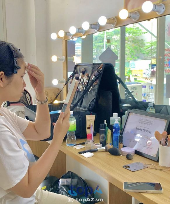 Hami Makeup tại Dĩ An