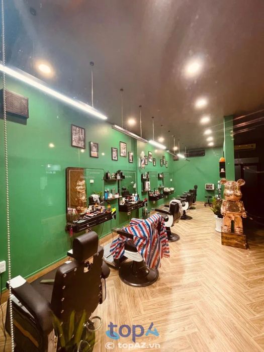 Bling Bling Barber Shop mang đến dịch vụ làm tóc chuyên nghiệp, uy tín với mức giá hợp lý tại Bến Tre
