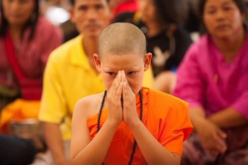 Ý nghĩa của việc chắp tay trong Đạo Phật