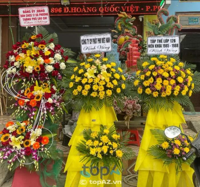 Bạn có thể đặt hoa viếng đám tang tại Hoa tươi Hiếu Liên, cửa hàng uy tín ở TP. Lào Cai.