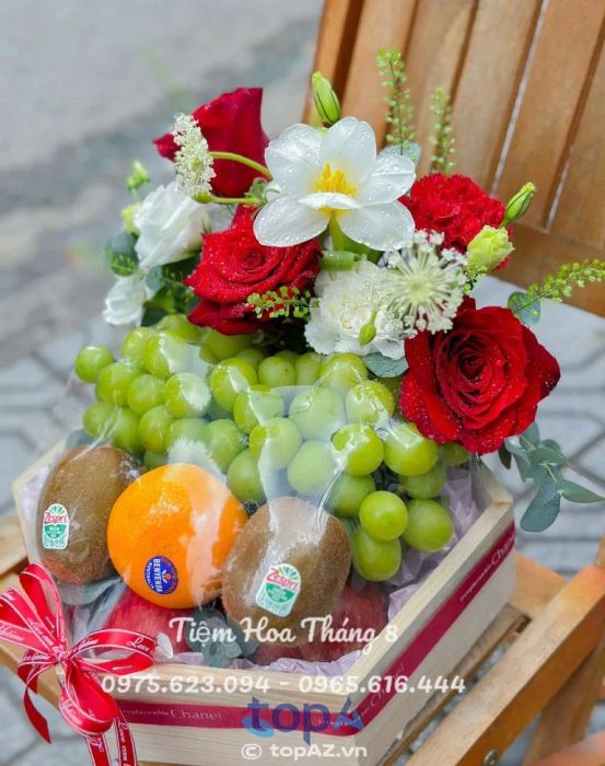 Cửa hàng giỏ trái cây Tiệm Hoa Tháng 8 tại TP. Cao Bằng
