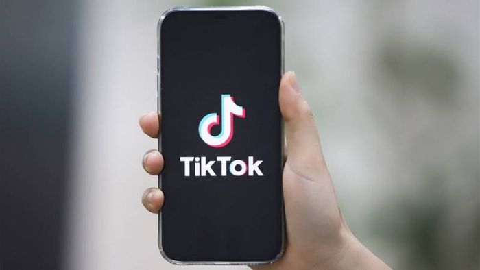 Tại sao nhiều người lại yêu thích việc tải nhạc remix TikTok về điện thoại?