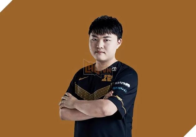 LMHT: Sự nghiệp livestream của Uzi đang đứng trước bờ vực, fan cho rằng chính anh là người tạo ra thảm cảnh này