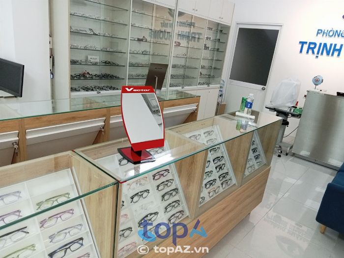 Dịch vụ cắt kính cận tại Mắt Kính Trịnh Phương Dĩ An