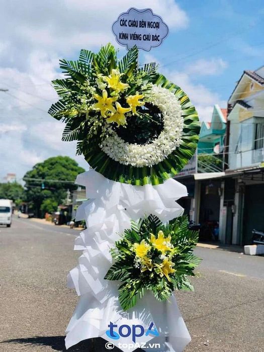 Tiệm hoa viếng đám tang tại TP. Yên Bái