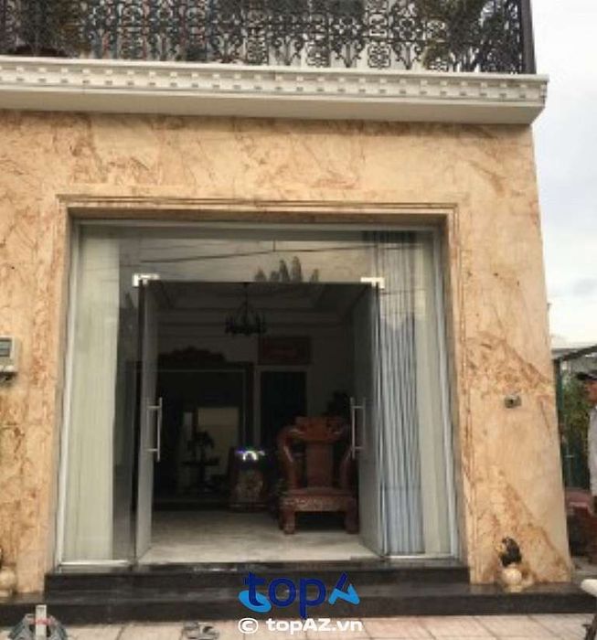 thợ thi công đá hoa cương tại khu vực Quận 7