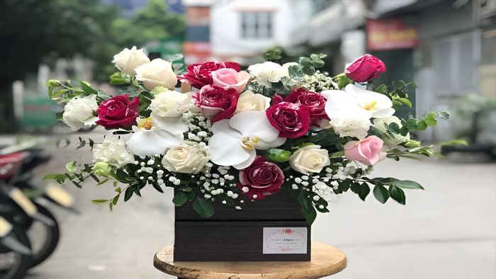 Mẫu bài thuyết trình cắm hoa 20/11 số 12
