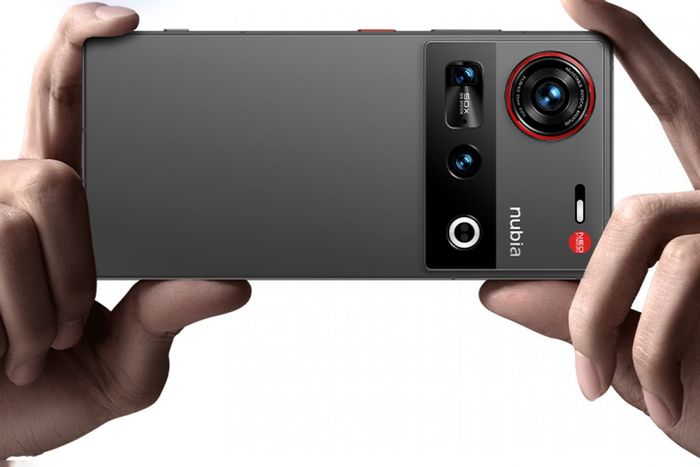 Với hệ thống camera chất lượng vượt trội, Nubia Z70 Ultra mang đến những bức ảnh sắc nét và chi tiết, xứng đáng với cái tên 'camera phone' hàng đầu.