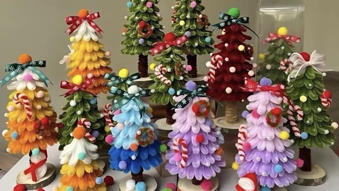 Hướng dẫn làm cây thông Noel bằng dây kẽm tại nhà