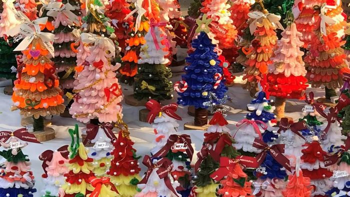 Hướng dẫn làm cây thông Noel bằng dây kẽm đẹp mắt và độc đáo