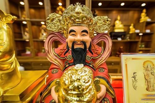 con giáp may mắn cuối năm Giáp Thìn 2024