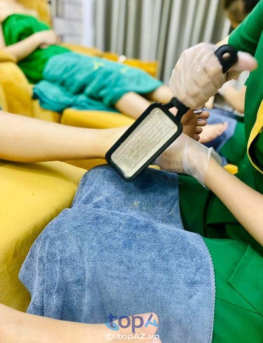 Hi Spa chuyên cung cấp dịch vụ chà gót chân tại quận Tân Phú