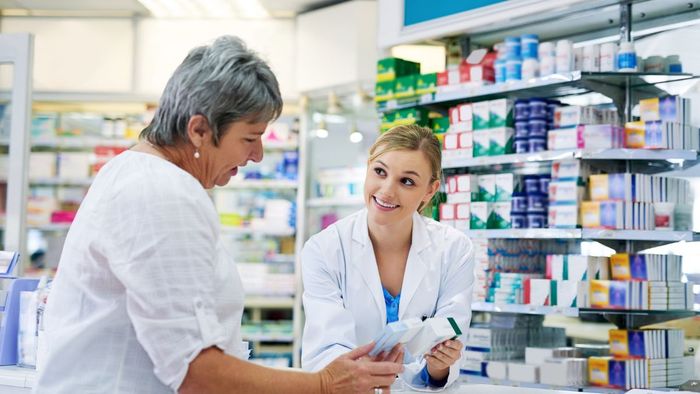 Học Dược ra làm gì: Tốt nghiệp ngành Dược, bạn sẽ nhận mức lương bao nhiêu?