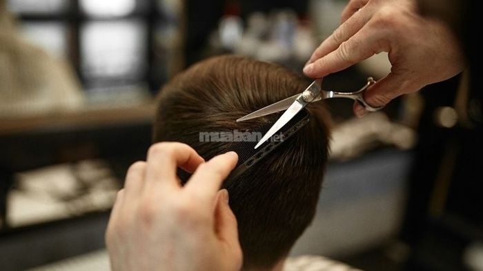 Kiêng cắt tóc vào đầu tháng và ngày rằm
