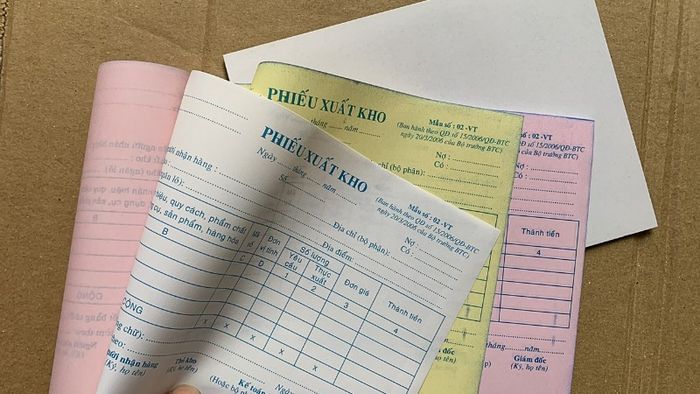tai-mau-phieu-xuat-kho-Excel-1