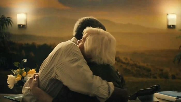 Richard Roundtree và June Squibb trong Thelma