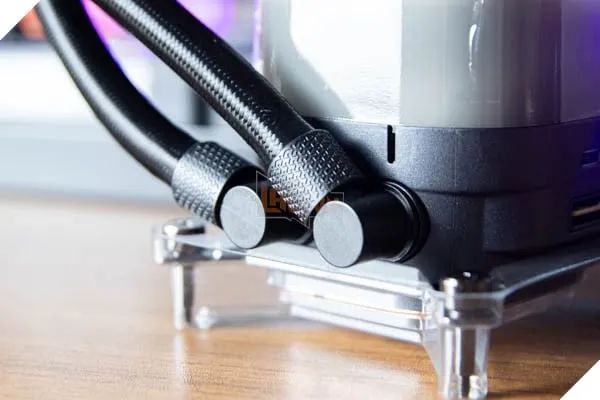 Đánh giá Corsair iCUE LINK Titan RX LCD RGB: Những điểm đặc biệt nào khiến sản phẩm này nổi bật hơn so với các đối thủ?