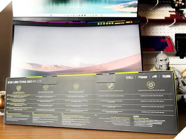 Đánh giá Corsair iCUE LINK Titan RX LCD RGB: Liệu sản phẩm này có thực sự vượt trội so với các đối thủ khác trên thị trường?