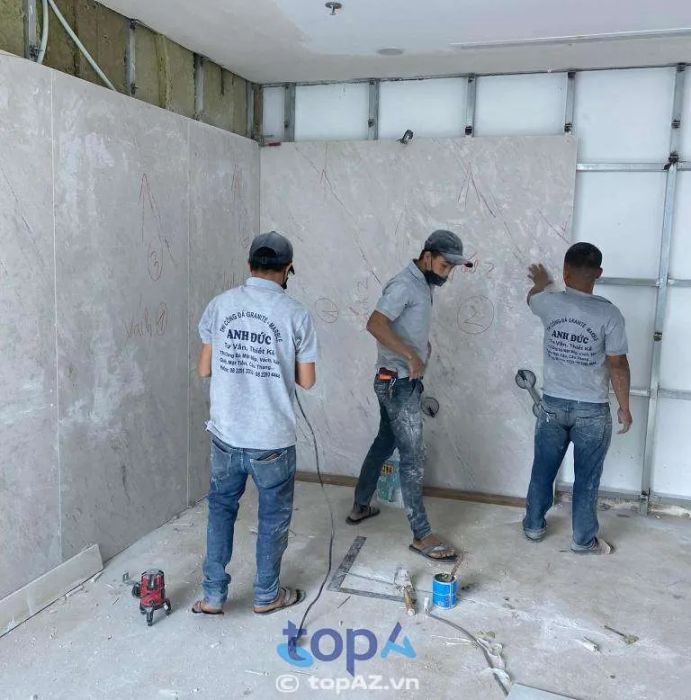 Đá hoa cương Anh Đức là đơn vị thi công đá hoa cương uy tín tại huyện Nhà Bè, cung cấp các dịch vụ chất lượng cao với cam kết tiến độ và giá cả hợp lý.
