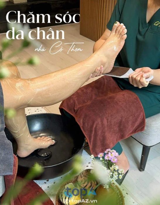 Cỏ Thơm Spa tại Q. Thủ Đức chuyên cung cấp dịch vụ chà gót chân chất lượng, mang lại sự thư giãn tuyệt vời cho khách hàng.