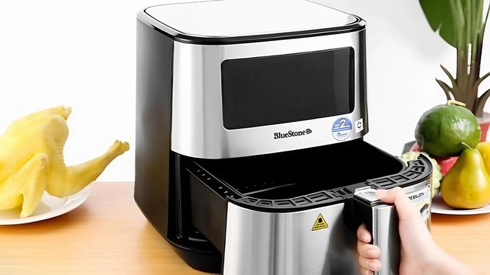 Nồi chiên không dầu Bluestone có tốt không? - công suất và dung tích ấn tượng